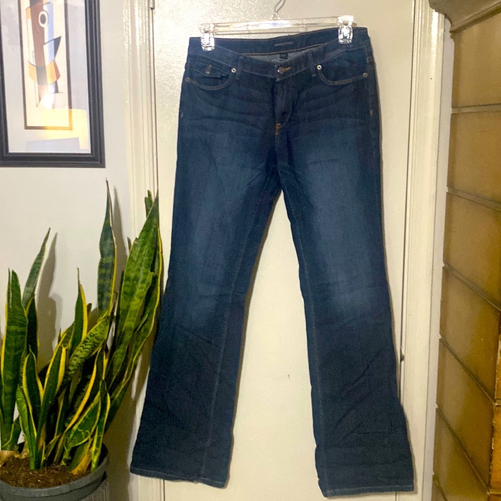 Banana Republic dark wash relaxed straight leg sz 30/10 L